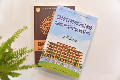 Ấn Tống Sách Giáo Khoa Cho 33 Trường Trung Cấp Phật Học – Gđ4 (C84-4)