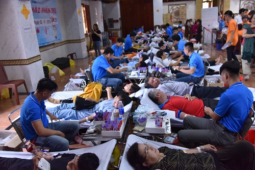 Chùa Giác Ngộ: Hơn 450 Người Đăng Ký Tham Gia Hiến Máu Trong Ngày 02.11.2019 (HM31)