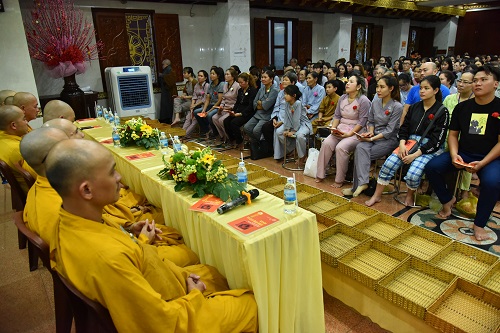 Tổng Kết Chương Trình Vu Lan Báo Hiếu Và Dâng Y Cúng Dường Trai Tăng  Chùa Giác Ngộ (Pl.2563 - Dl. 2019) (C224)