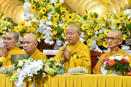 Tổng Kết Chương Trình Vu Lan Báo Hiếu Và Dâng Y Cúng Dường Trai Tăng  Chùa Giác Ngộ (Pl.2563 - Dl. 2019) (C224)