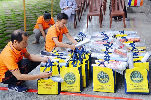 Ấn Tống Sách Giáo Khoa Cho 33 Trường Trung Cấp Phật Học – Gđ4 (C84-4)