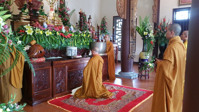 Lễ húy nhật tổ khai sơn chùa Bảo Hoa