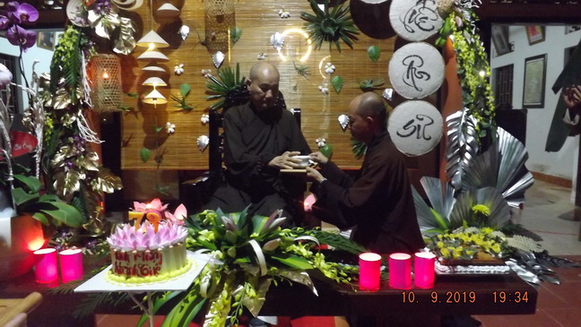 Mừng khánh tuế Hòa thượng viện chủ Tổ đình Thiên Bửu