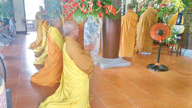 Lễ húy nhật tổ khai sơn chùa Bảo Hoa