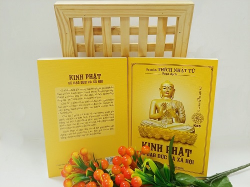 Tổng Kết Chương Trình Ấn Tống 160.000 Quyển Kinh Sách: 100 Điều Đạo Đức Tại Gia, Kinh Phật Về Đạo Đức Và Xã Hội, Truyện Tranh Về Cuộc Đời Đức Phật (C232)