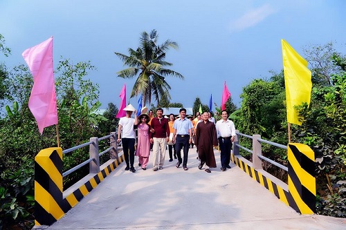 Hỗ Trợ Xây Dựng Nhịp Cầu Yêu Thương (C202)