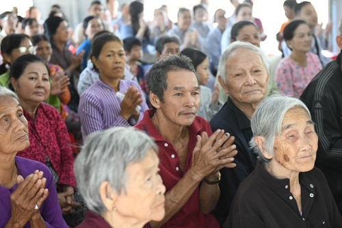 Quỹ Đạo Phật Ngày Nay Trao Tặng 100 Phần Quà Tết Yêu Thương Tại Vũng Tàu