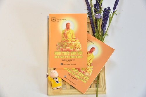 Ấn Tống 300.000 Ấn Bản 04 Nhóm Kinh, Sách (Kinh Điển, Tụng Niệm, Ứng Dụng – Nghiên Cứu Và Cẩm Nang) (C204)