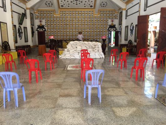 Đồng Tháp: Quỹ Đạo Phật Ngày Nay Tặng 3 Tấn Gạo Tại Chùa Quan Âm