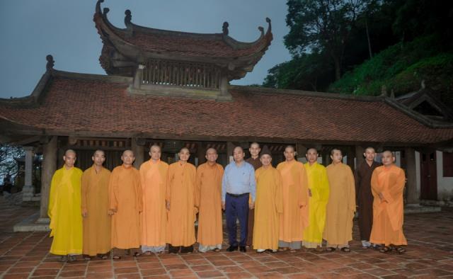 Quảng Ninh: Thủ tướng Chính phủ Nguyễn Xuân Phúc về thăm và lễ Phật tại non thiêng Yên Tử