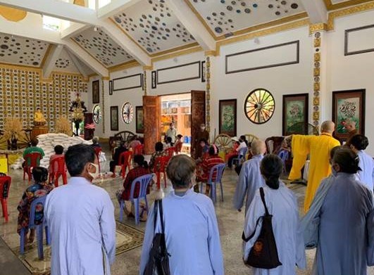 Đồng Tháp: Quỹ Đạo Phật Ngày Nay Tặng 3 Tấn Gạo Tại Chùa Quan Âm