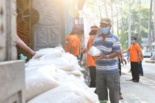 Hạt Gạo Thời Dịch Covid-19 Và Những Câu Chuyện