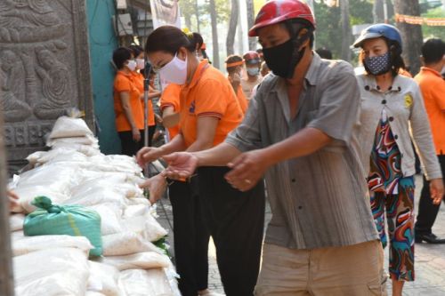 Hạt Gạo Thời Dịch Covid-19 Và Những Câu Chuyện
