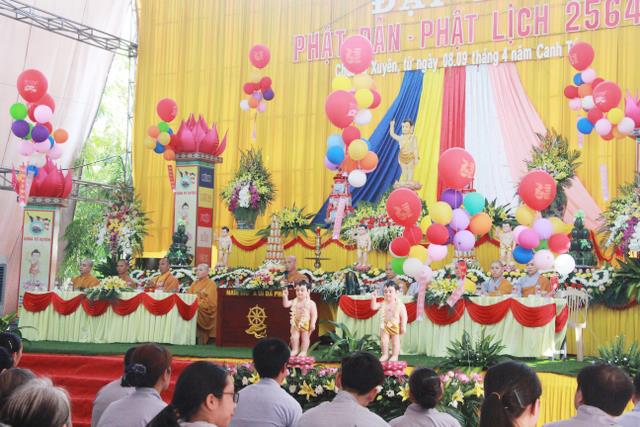 Thái Bình: Chùa Từ Xuyên Kính Mừng Đại Lễ Phật Đản