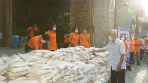 Mỗi Hạt Gạo, Một Tấm Lòng Yêu Thương