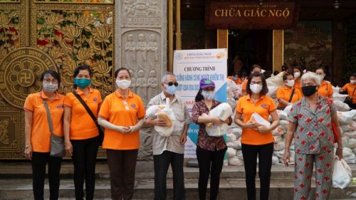 Quỹ ĐPNN: Yêu Thương Lan Tỏa Đến Với Người Khiếm Thị Giữa Mùa Dịch Covid-19