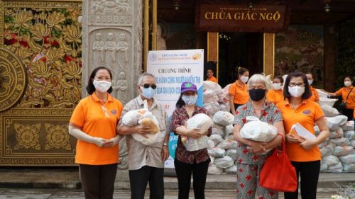Quỹ ĐPNN: Yêu Thương Lan Tỏa Đến Với Người Khiếm Thị Giữa Mùa Dịch Covid-19