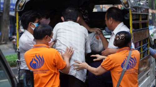 Quỹ ĐPNN: Gửi Yêu Thương Trong Mùa Phật Đản