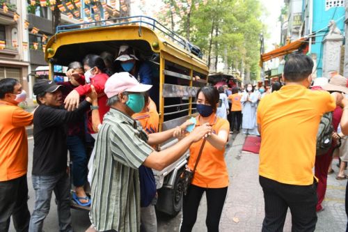 Quỹ ĐPNN: Gửi Yêu Thương Trong Mùa Phật Đản