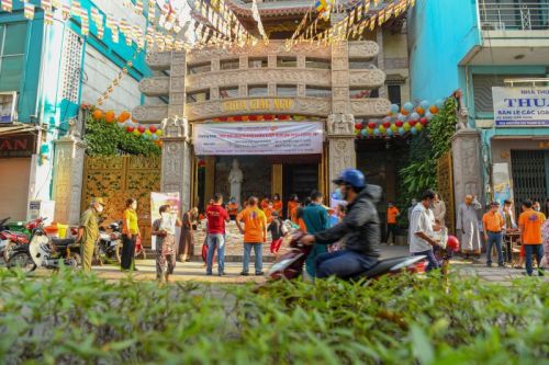 Mỗi Hạt Gạo, Một Tấm Lòng Yêu Thương