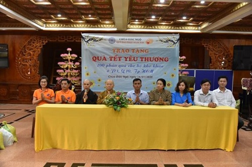 Tổng Kết Chương Trình Quà Tết Yêu Thương Cho Hộ Khó Khăn Ở Phường 3, Quận 10 (C239)