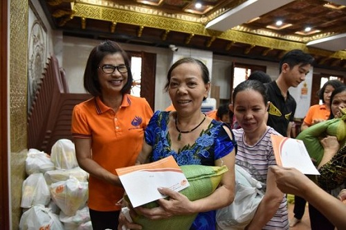 Tổng Kết Chương Trình Quà Tết Yêu Thương Cho Hộ Khó Khăn Ở Phường 3, Quận 10 (C239)
