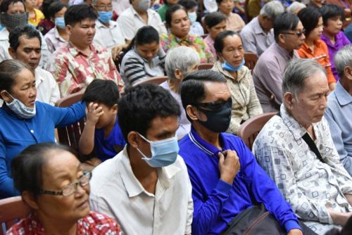 Hạnh Phúc Ngay Hiện Tại: Ấm Áp Buổi Sinh Hoạt Cuối Cùng Với Người Khiếm Thị