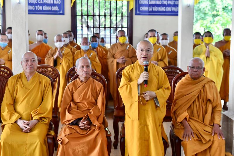 Tổng Kết Chương Trình Cúng Dường Trường Hạ Miền Đông Và Miền Tây Nam Bộ (C251)