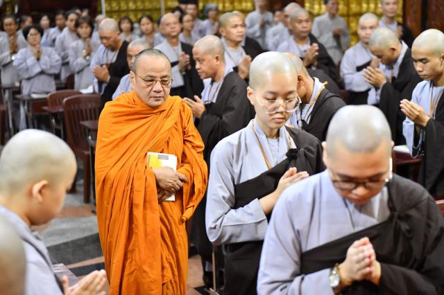HT. Thích Bửu Chánh: &quot;Người xuất gia thừa kế những gì?&quot;