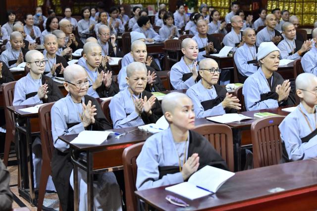 HT. Thích Bửu Chánh: &quot;Người xuất gia thừa kế những gì?&quot;