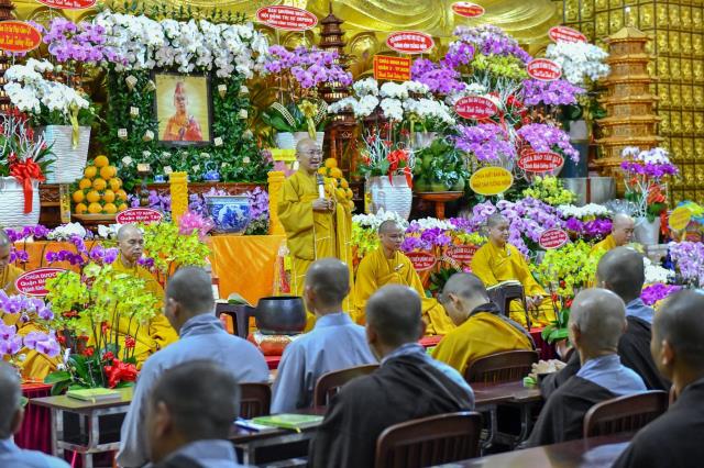 Chùm ảnh: Tụng Kinh và tọa thiền sáng 18/09/2020