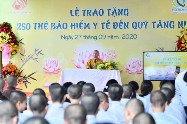 TT. Nhật Từ thuyết giảng nhân Lễ trao tặng 250 thẻ BHYT đến chư Tôn đức Tăng Ni