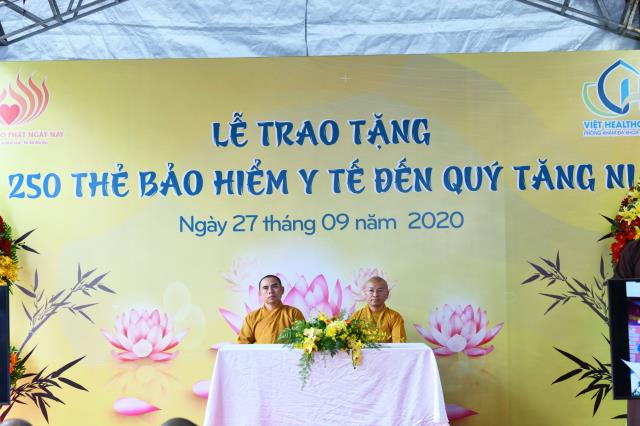 TT. Nhật Từ thuyết giảng nhân Lễ trao tặng 250 thẻ BHYT đến chư Tôn đức Tăng Ni