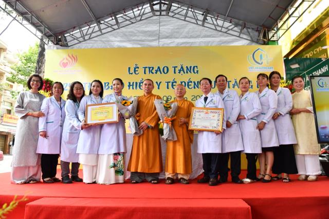 TT. Nhật Từ thuyết giảng nhân Lễ trao tặng 250 thẻ BHYT đến chư Tôn đức Tăng Ni