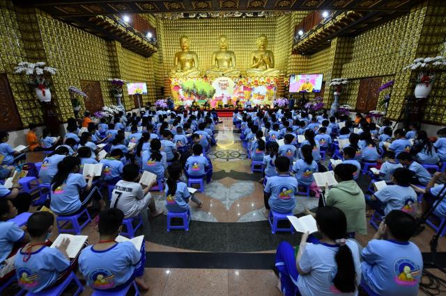 Ươm mầm, nuôi lớn tâm linh cho trẻ thơ
