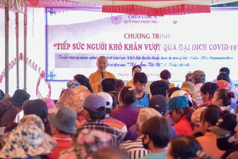 Quỹ Đạo Phật Ngày Nay Tặng Quà Cho 200 Trẻ Em &amp; 183 Hộ Gia Đình “Tổ Ấm Từ Bi” Tại Tây Ninh