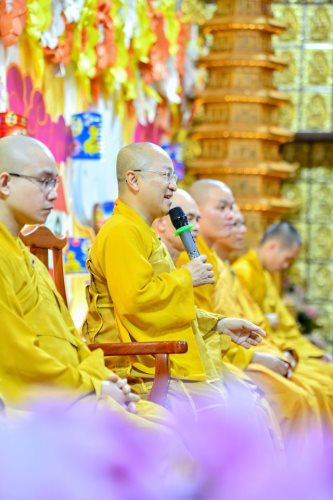 Tết Trông Trăng Tràn Ngập Yêu Thương Tại Chùa Giác Ngộ