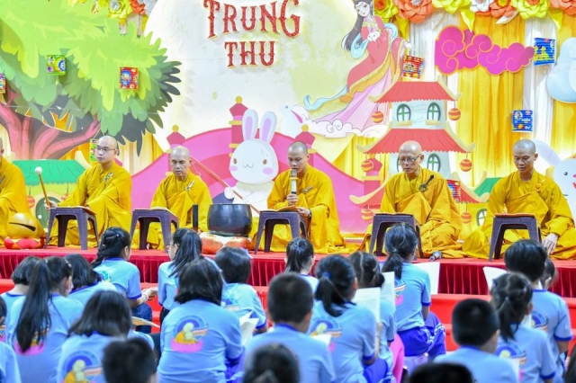 Tết Trông trăng tại chùa Giác Ngộ - Một đêm ý nghĩa