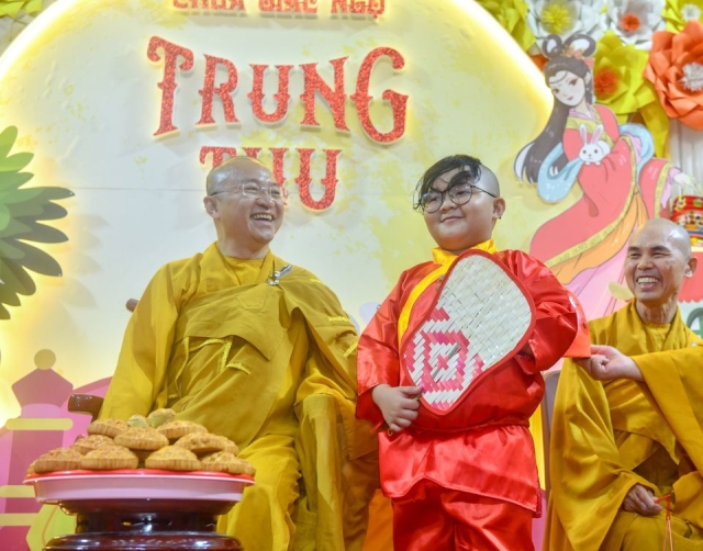 Tết Trông trăng tại chùa Giác Ngộ - Một đêm ý nghĩa