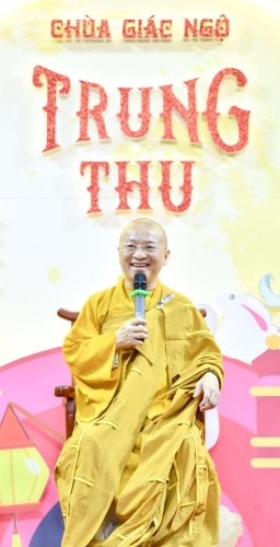 Tết Trông Trăng Tràn Ngập Yêu Thương Tại Chùa Giác Ngộ