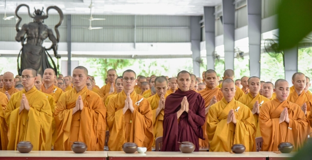TP. HCM: Ban Trị Sự thăm trường hạ Học viện PGVN tại TP.HCM