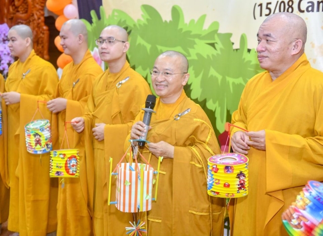 Tết Trông trăng tại chùa Giác Ngộ - Một đêm ý nghĩa