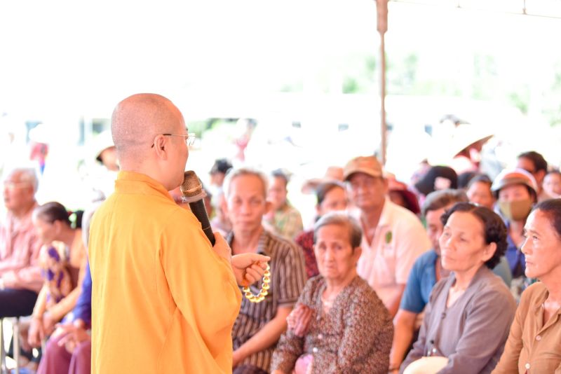 Quỹ Đạo Phật Ngày Nay Tặng Quà Cho 200 Trẻ Em &amp; 183 Hộ Gia Đình “Tổ Ấm Từ Bi” Tại Tây Ninh