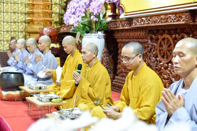 &quot;Bản chất của sự sống là tôn trọng sự sống&quot; - TT. Nhật Từ