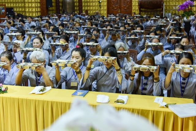 &quot;Bản chất của sự sống là tôn trọng sự sống&quot; - TT. Nhật Từ