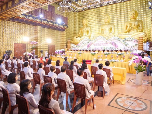 Trang Nghiêm Đại Lễ Vu Lan Báo Hiếu Cúng Dường Pháp Y Online Chùa Giác Ngộ Năm 2020