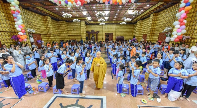 Tết Trông trăng tại chùa Giác Ngộ - Một đêm ý nghĩa