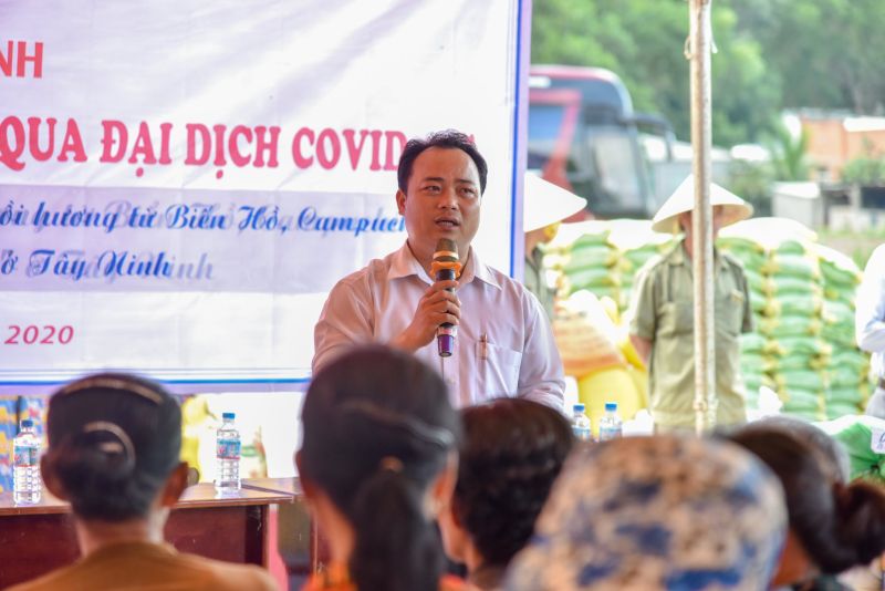 Quỹ Đạo Phật Ngày Nay Tặng Quà Cho 200 Trẻ Em &amp; 183 Hộ Gia Đình “Tổ Ấm Từ Bi” Tại Tây Ninh
