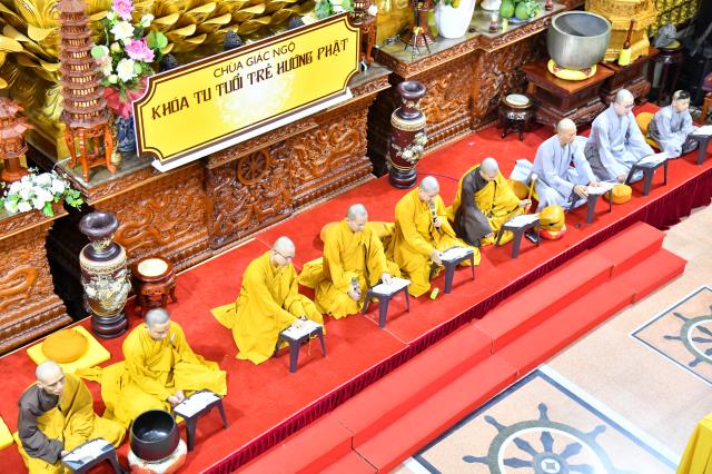 Khóa tu Tuổi trẻ: Việc xóa nghèo qua lăng kính của người trẻ