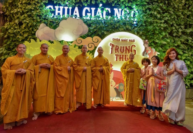 Tết Trông trăng tại chùa Giác Ngộ - Một đêm ý nghĩa